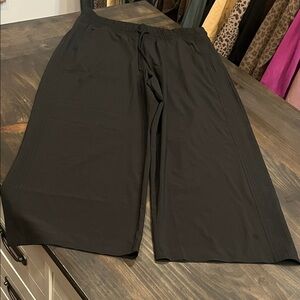 Athleta Women's Black Wide-Leg pant